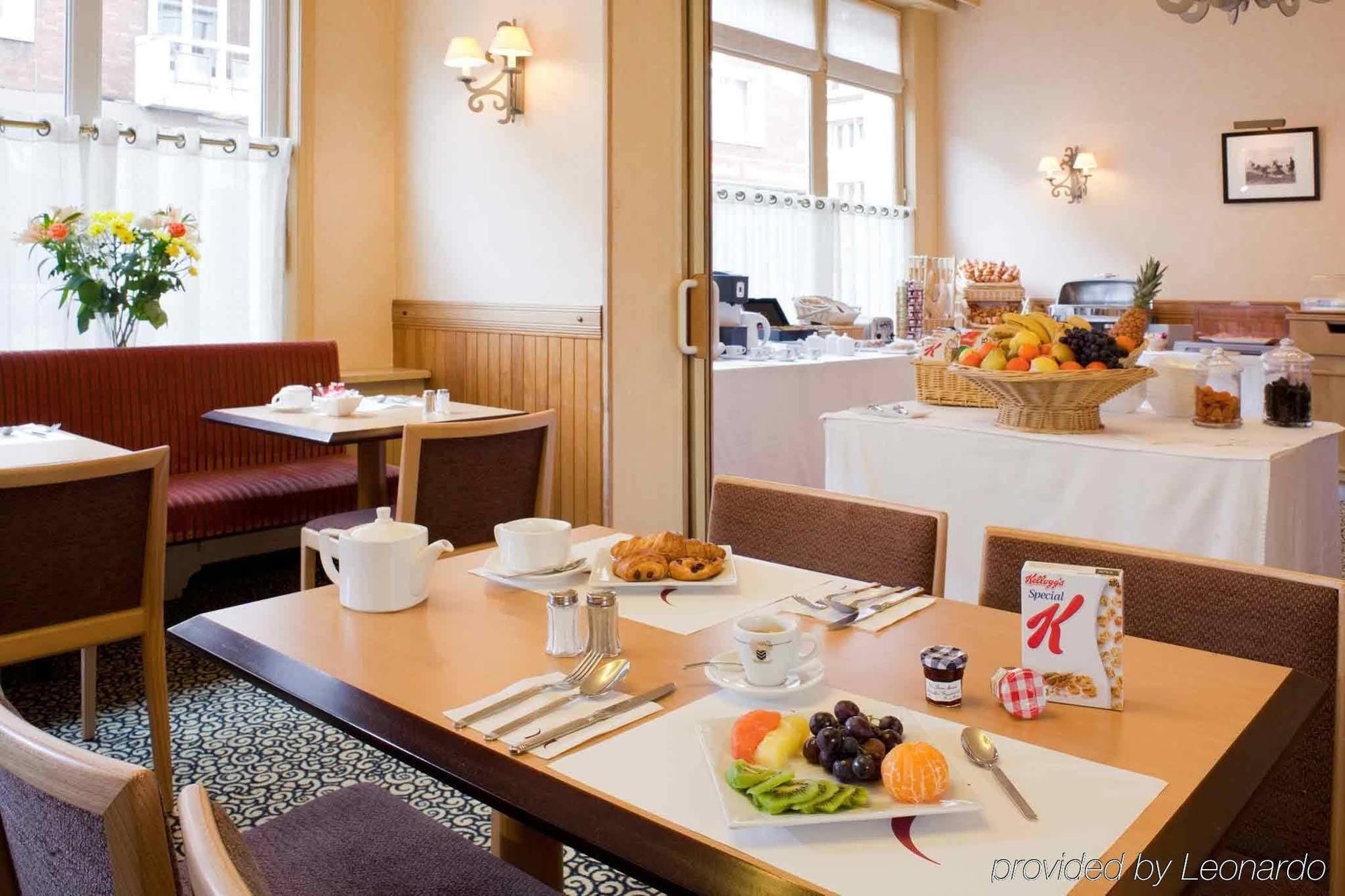 Mercure Calais Centre المطعم الصورة